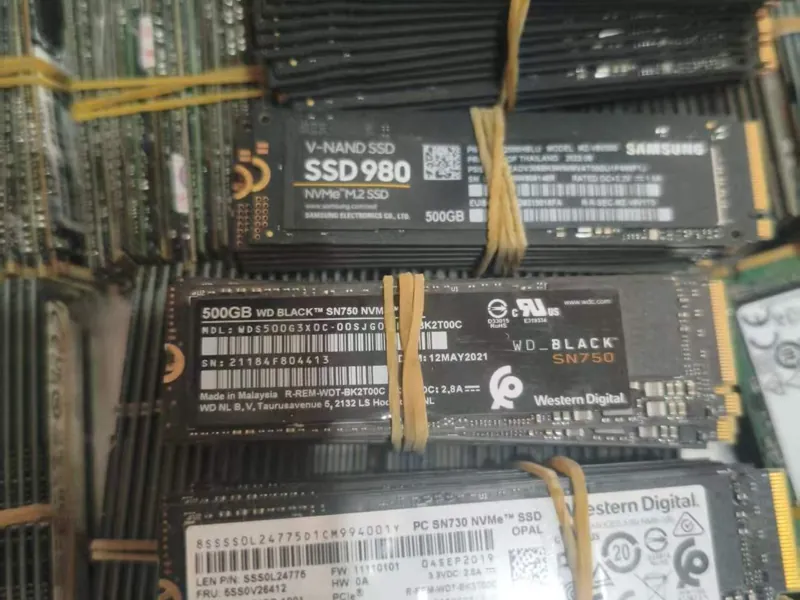 SSD NVMe M.2 2280 en nuestro stock — foto