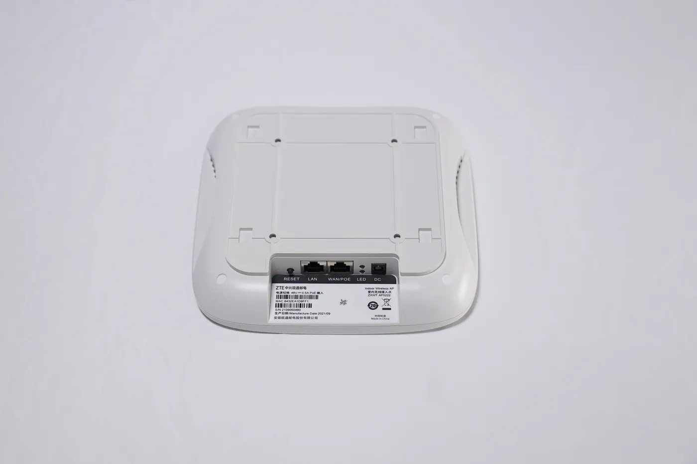 ZTE Wantong AP5222 — Wi-Fi 5 Wave 2 ceiling · 3×GE